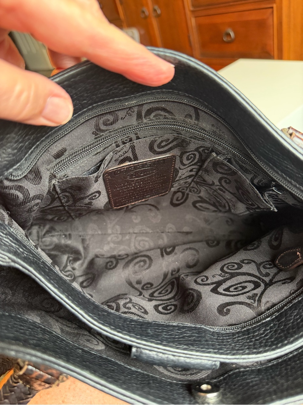 Brighton Shoulder Bag - Picture 6 of 7